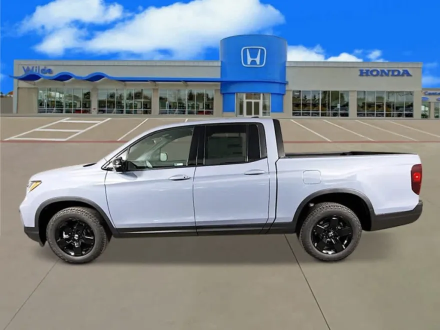 2026 Honda Ridgeline Black Edition photo 1