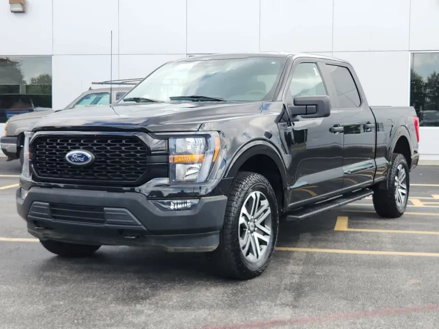 2023 Ford F-150 XL photo 1