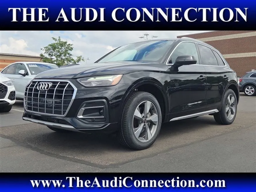2022 Audi Q5 Premium Plus photo 1