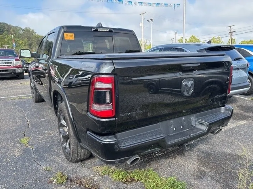 2022 Ram 1500 Limited photo 1