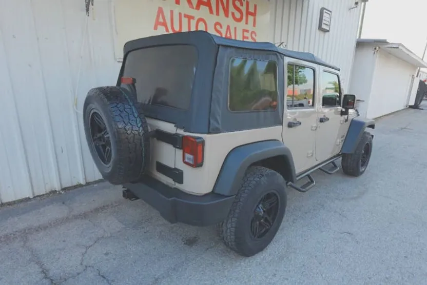 2016 Jeep Wrangler Unlimited Sport photo 1