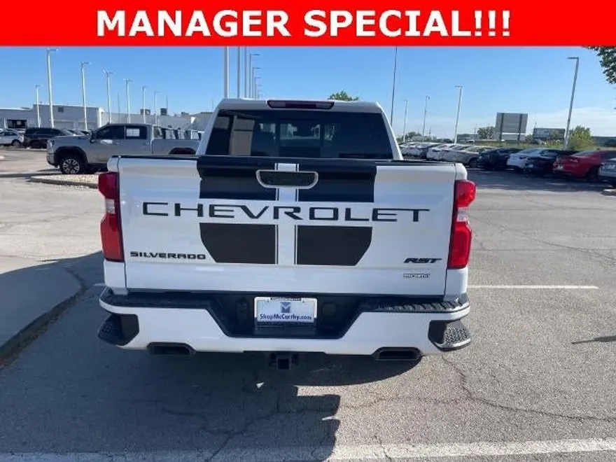 2023 Chevrolet Silverado 1500 RST photo 1