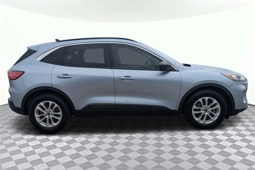 2022 Ford Escape SE photo 1