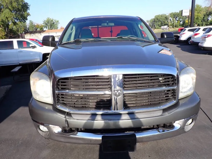 2007 Dodge Ram SLT photo 1