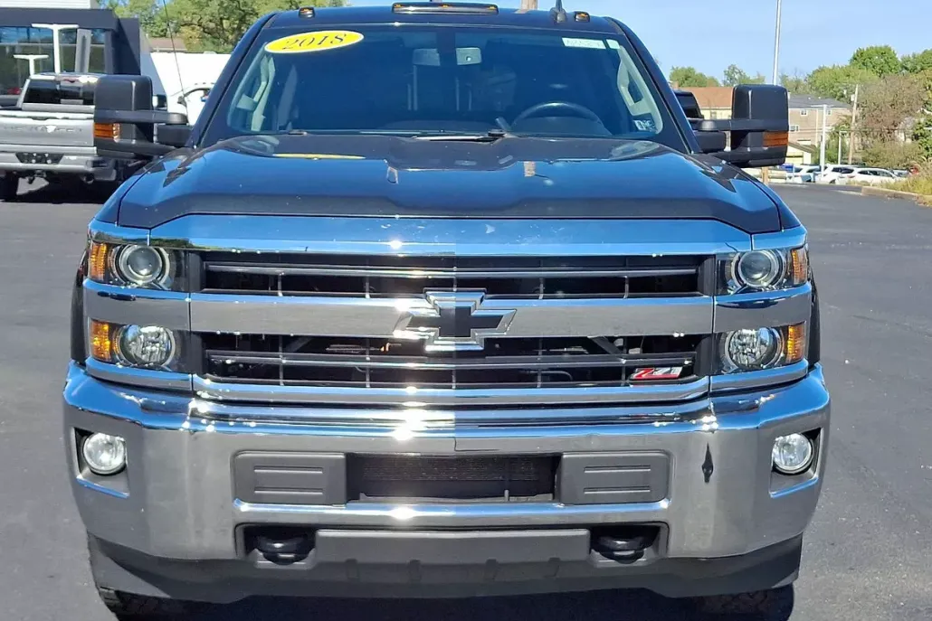 2018 Chevrolet Silverado 2500HD LT photo 1