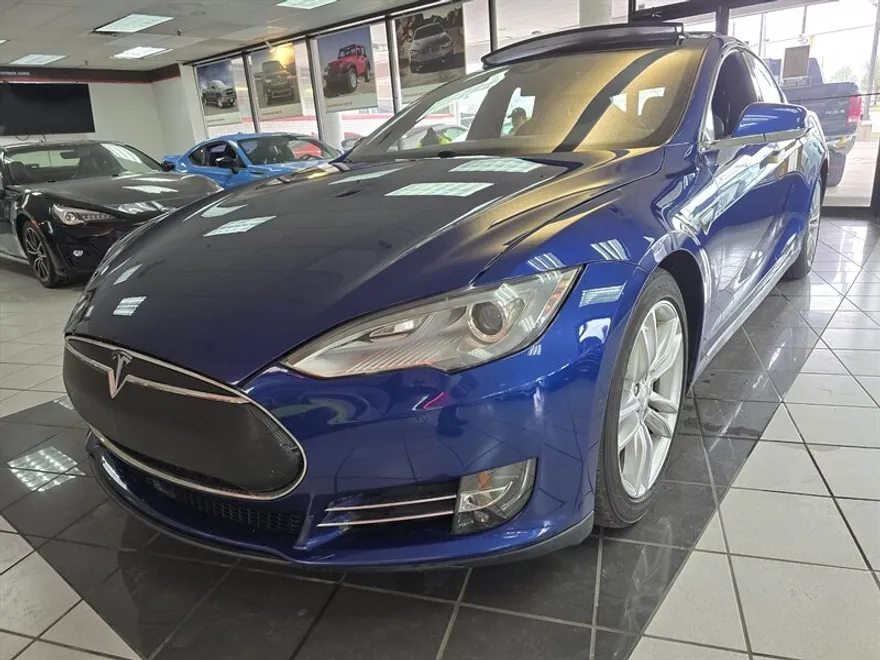 2015 Tesla Model S 70D photo 1