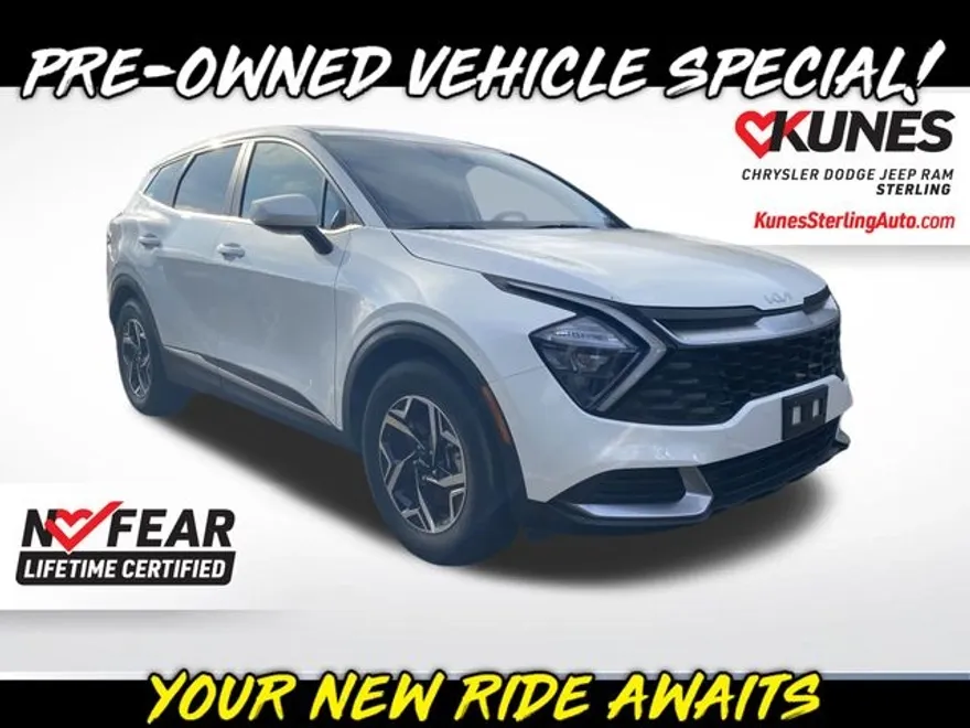 2023 Kia Sportage LX photo 1