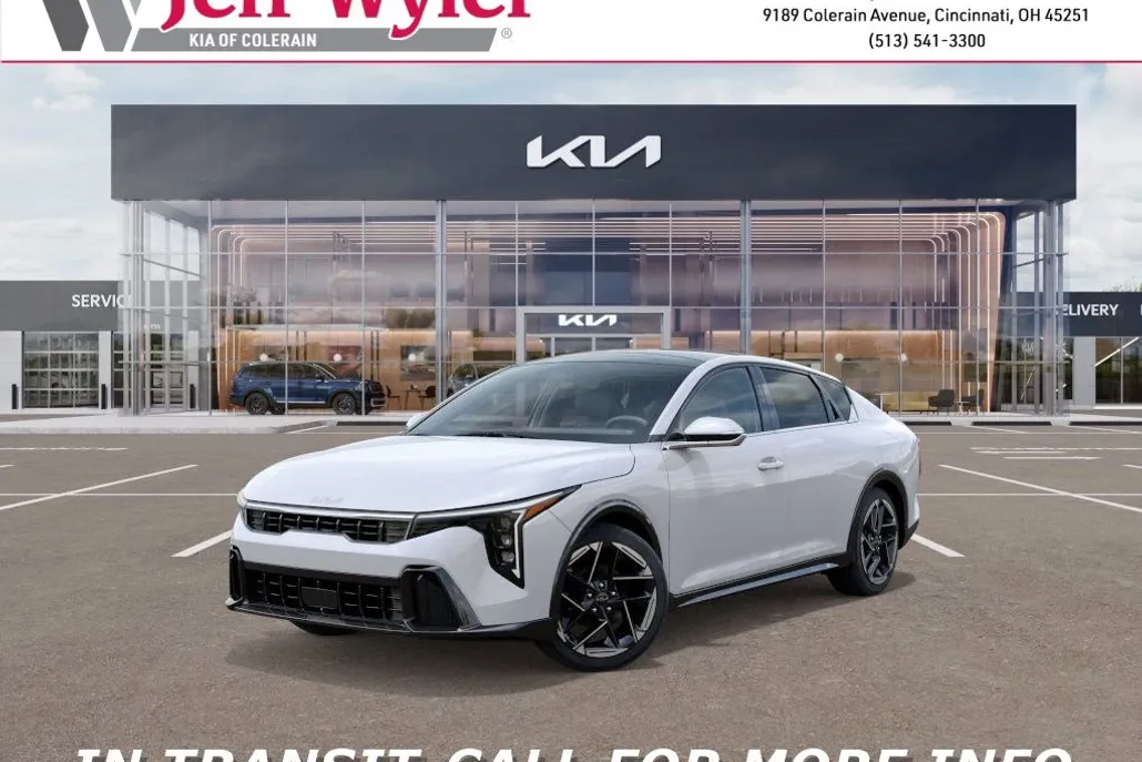 2025 Kia K4 GT-Line photo 1