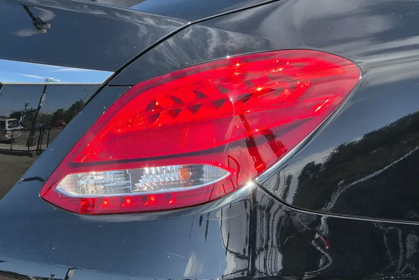 2018 Mercedes Benz C 300 Sedan photo 1