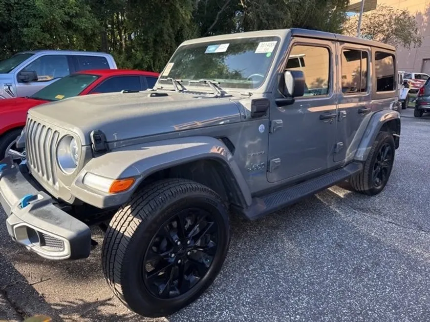 2022 Jeep Wrangler Unlimited 4xe Sahara photo 1