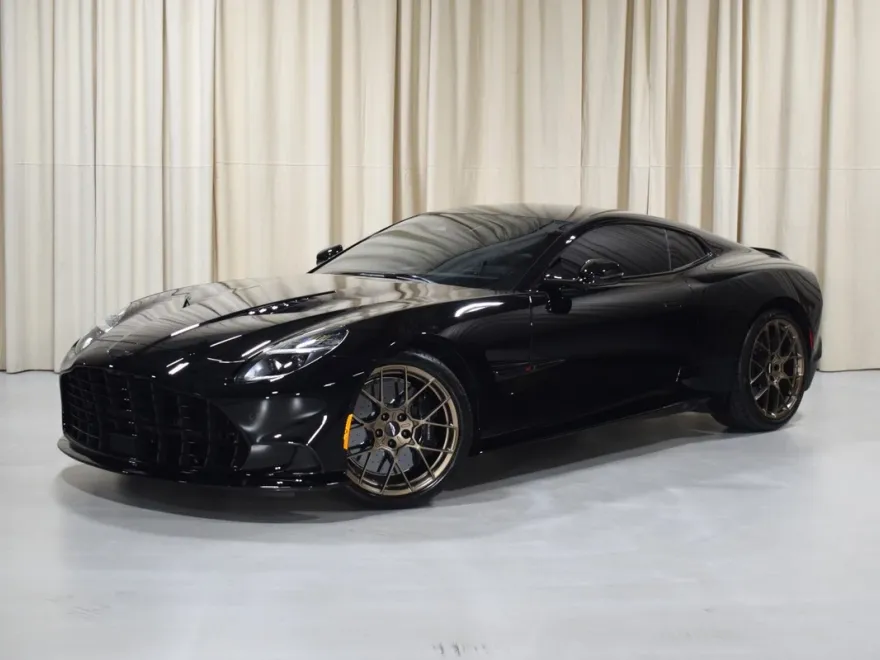 2025 Aston Martin Vanquish AM7 photo 1