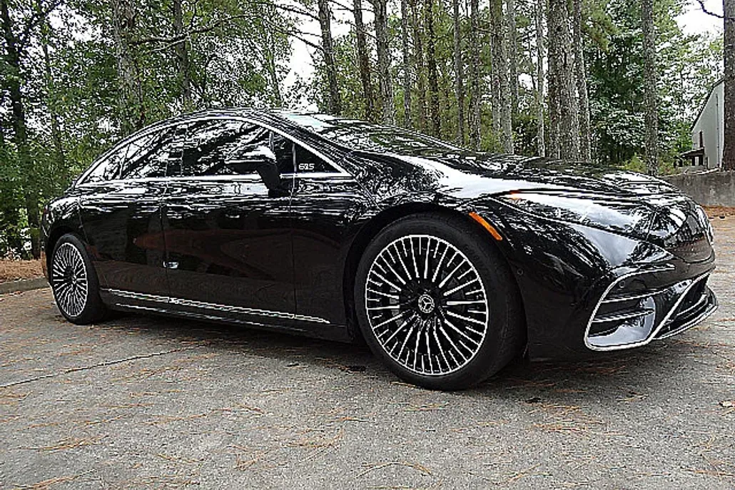 2023 Mercedes Benz EQS Sedan 450 photo 1