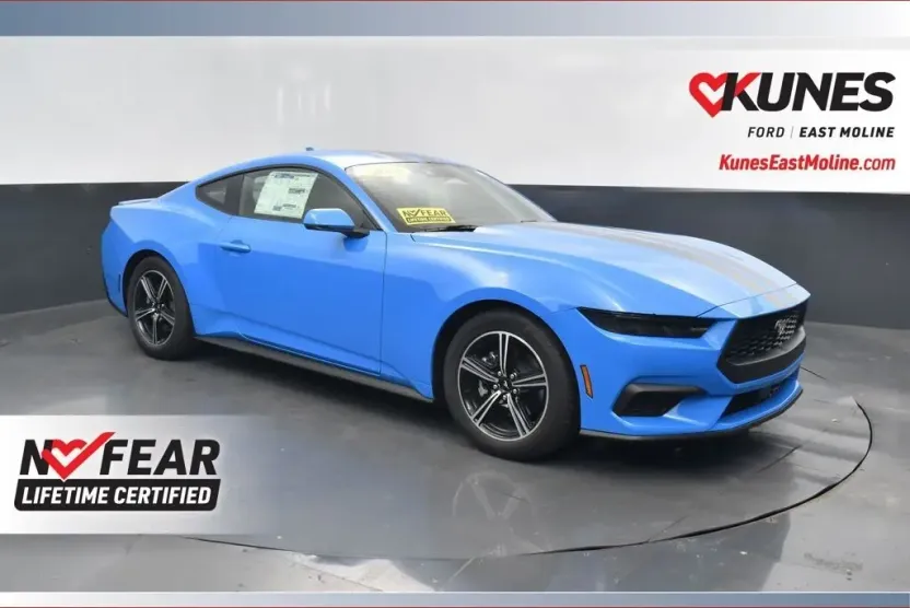 2025 Ford Mustang EcoBoost Premium photo 1