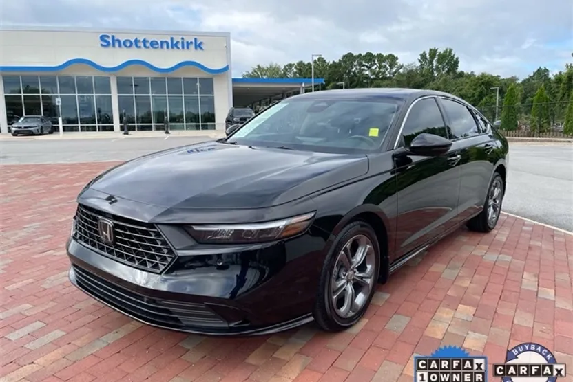 2023 Honda Accord Hybrid EX-L photo 1