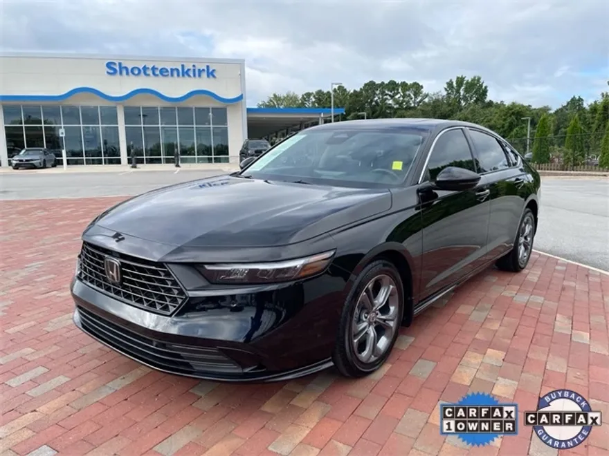 2023 Honda Accord Hybrid EX-L photo 1