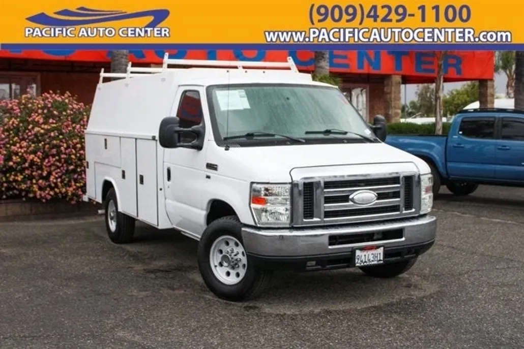 2014 Ford E-350 photo 1