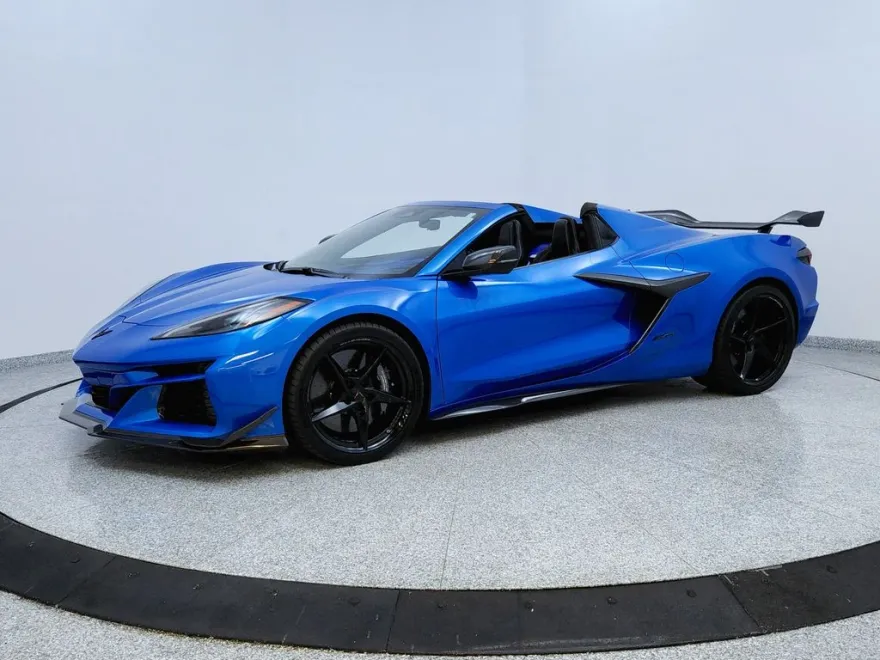 2025 Chevrolet Corvette E-Ray 1LZ photo 1