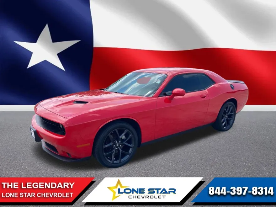 2022 Dodge Challenger SXT photo 1