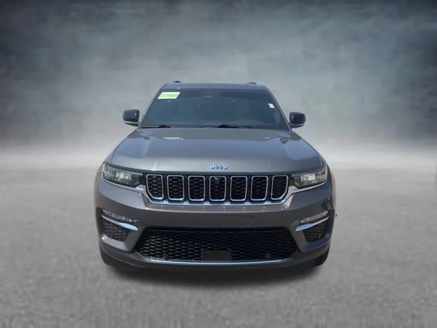 2022 Jeep Cherokee Limited 4xe photo 1