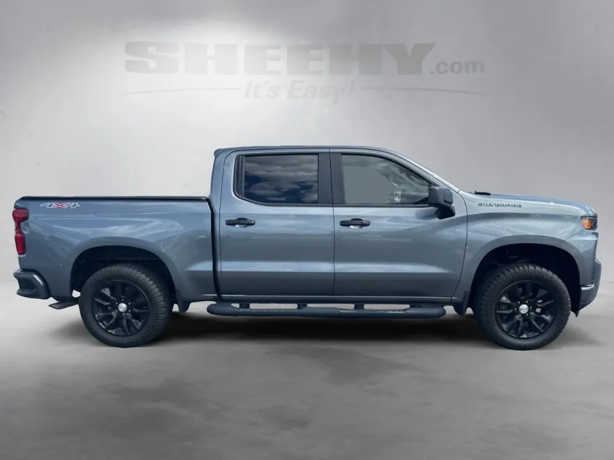 2021 Chevrolet Silverado 1500 Custom photo 1
