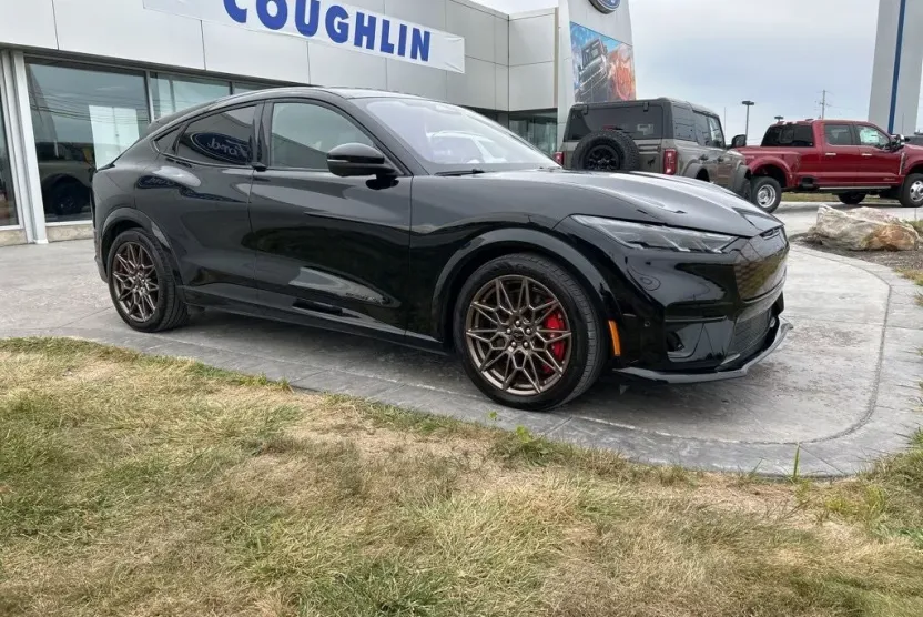 2024 Ford Mustang Mach-E GT photo 1