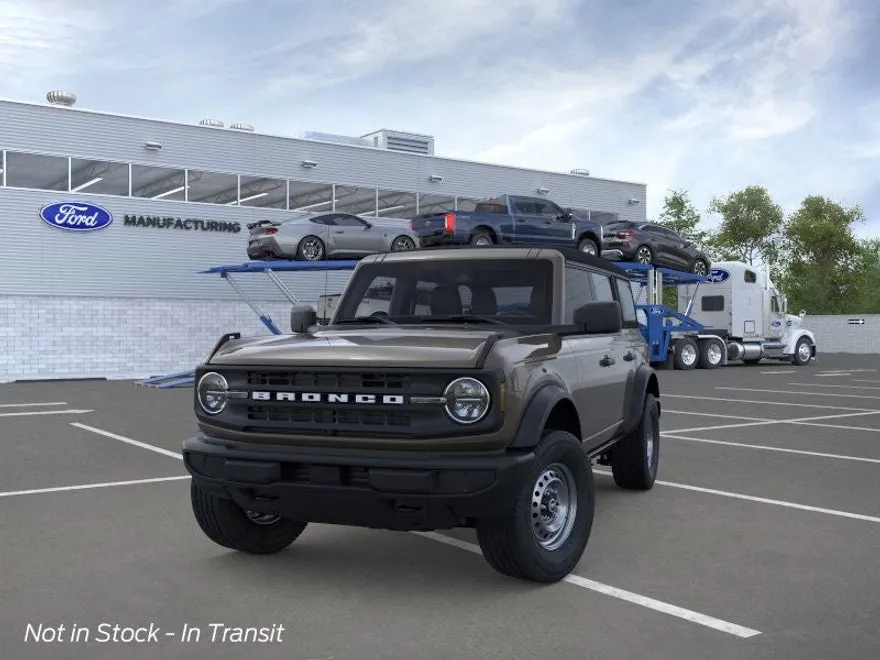 2025 Ford Bronco Base photo 1