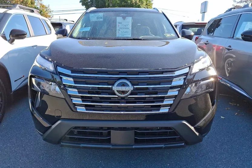 2026 Nissan Rogue SV photo 1