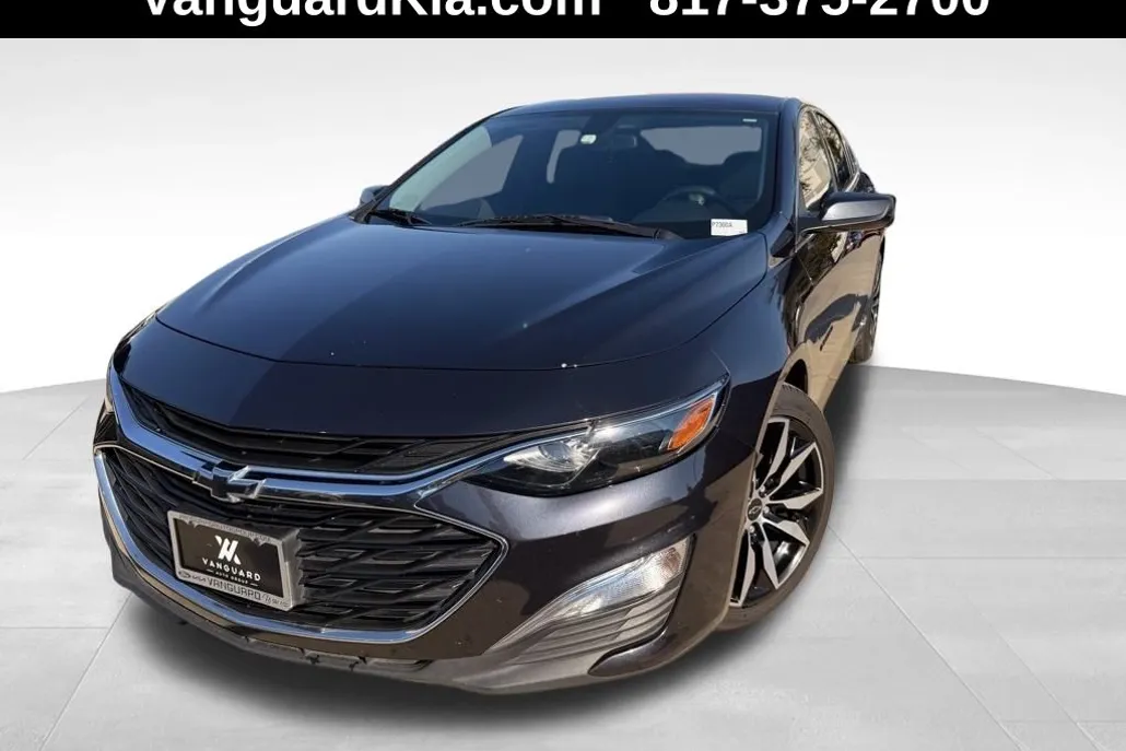 2022 Chevrolet Malibu RS photo 1