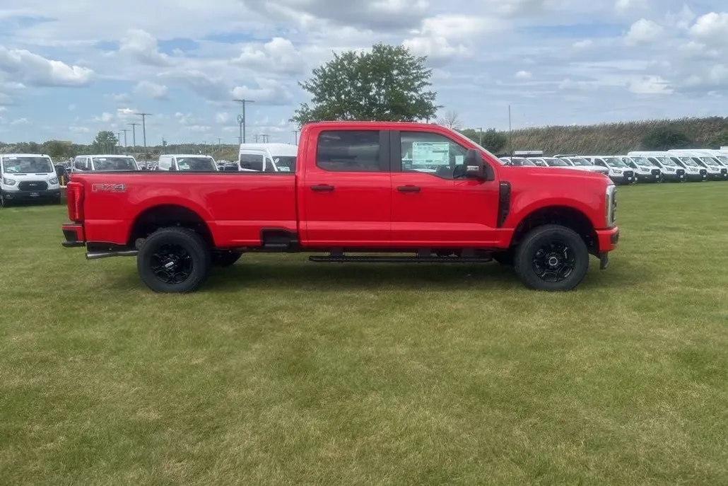 2026 Ford F-350 photo 1