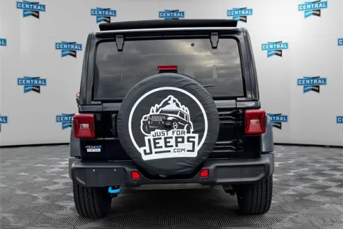 2022 Jeep Wrangler Unlimited Sahara 4xe photo 3