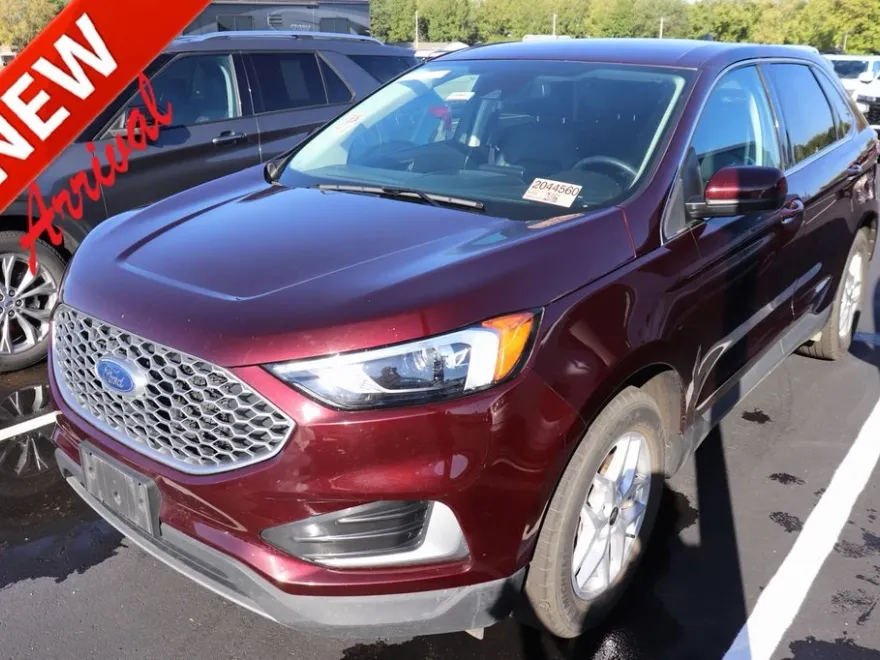 2024 Ford Edge SEL photo 1