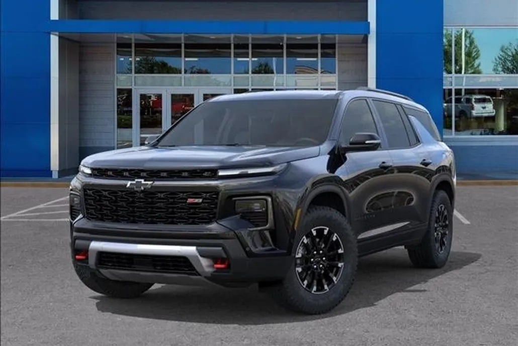 2026 Chevrolet Traverse Z71 photo 1