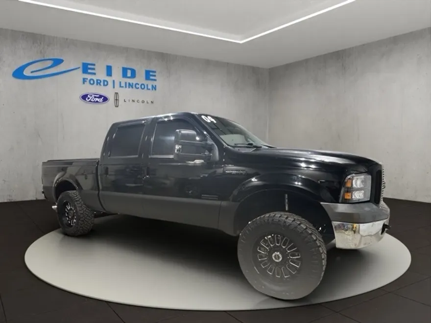 2004 Ford F-250 Lariat photo 1