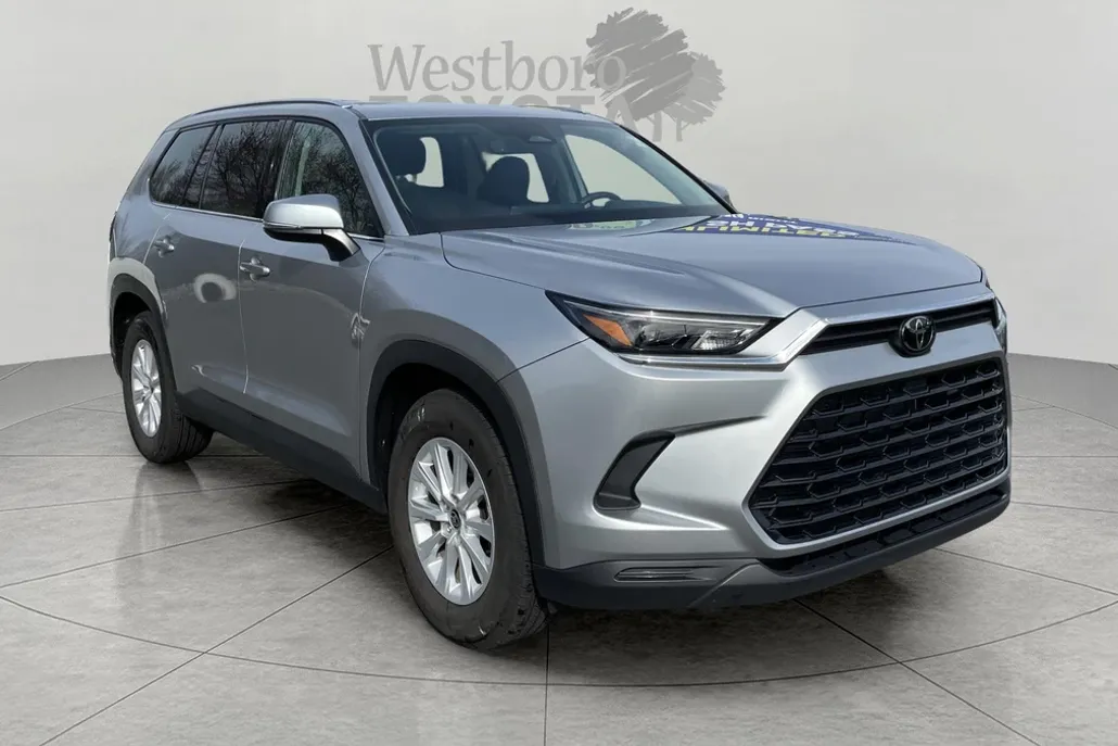 2024 Toyota Grand Highlander XLE photo 1