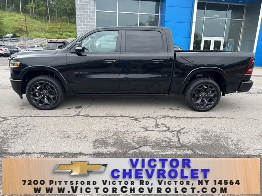 2022 Ram 1500 Limited photo 1