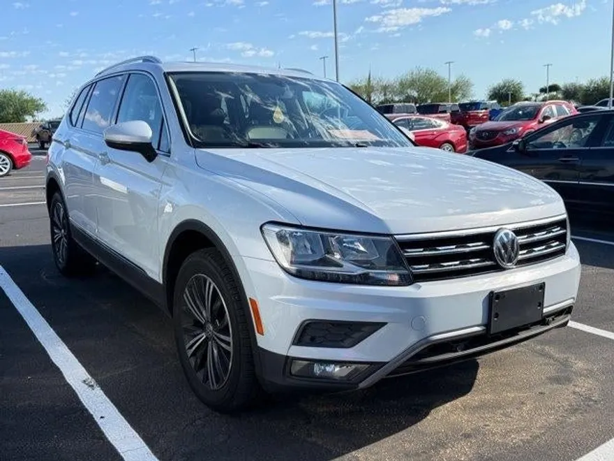 2019 Volkswagen Tiguan SE photo 1