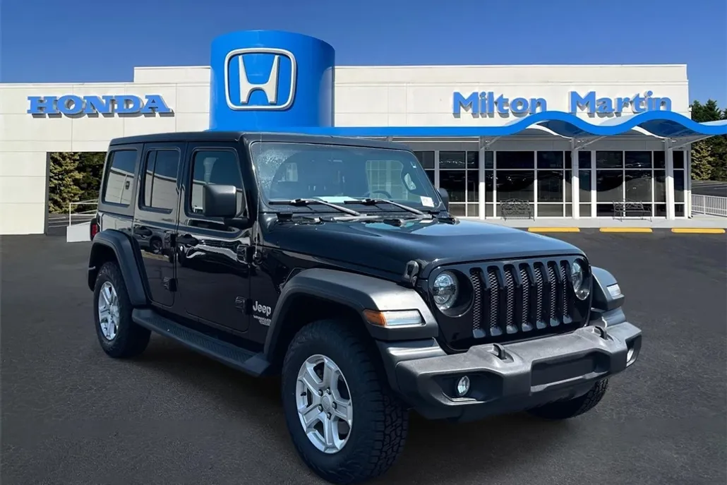 2018 Jeep Wrangler Unlimited Sport S photo 1