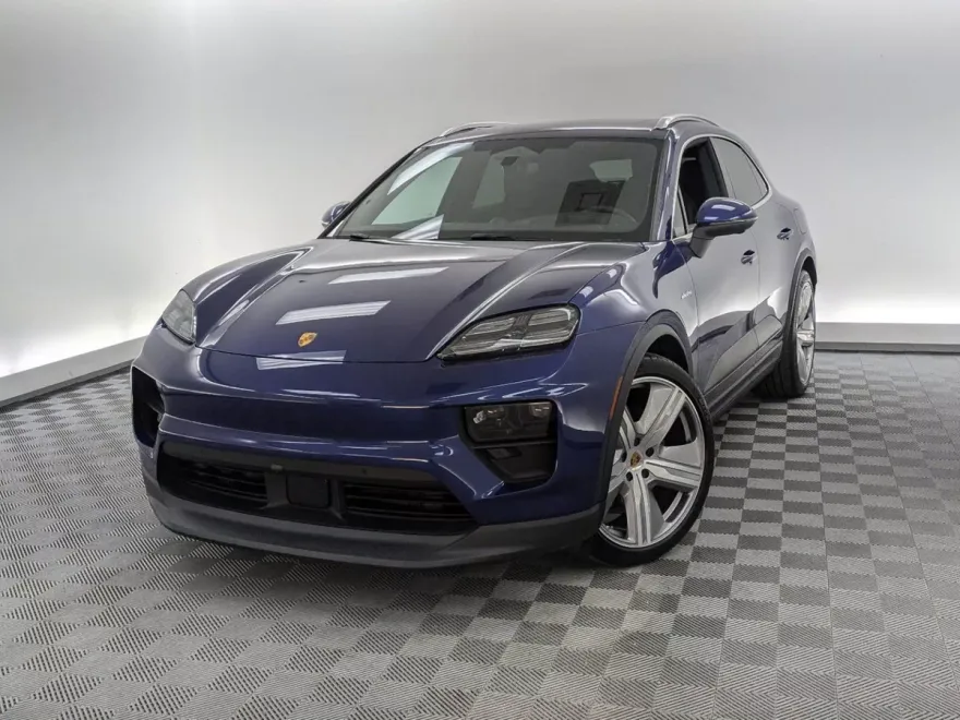 2024 Porsche Macan Electric 4 photo 1