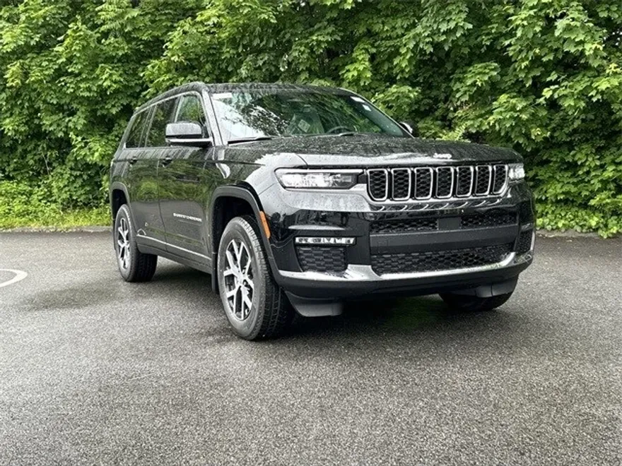 2025 Jeep Grand Cherokee L photo 1