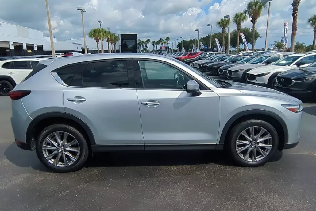 2019 Mazda CX-5 Grand Touring photo 1