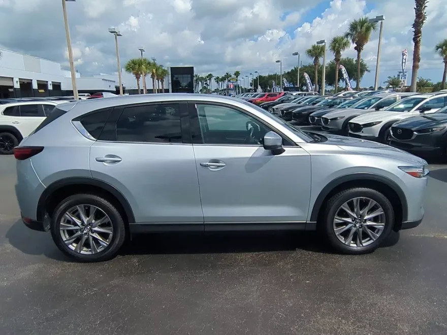 2019 Mazda CX-5 Grand Touring photo 1