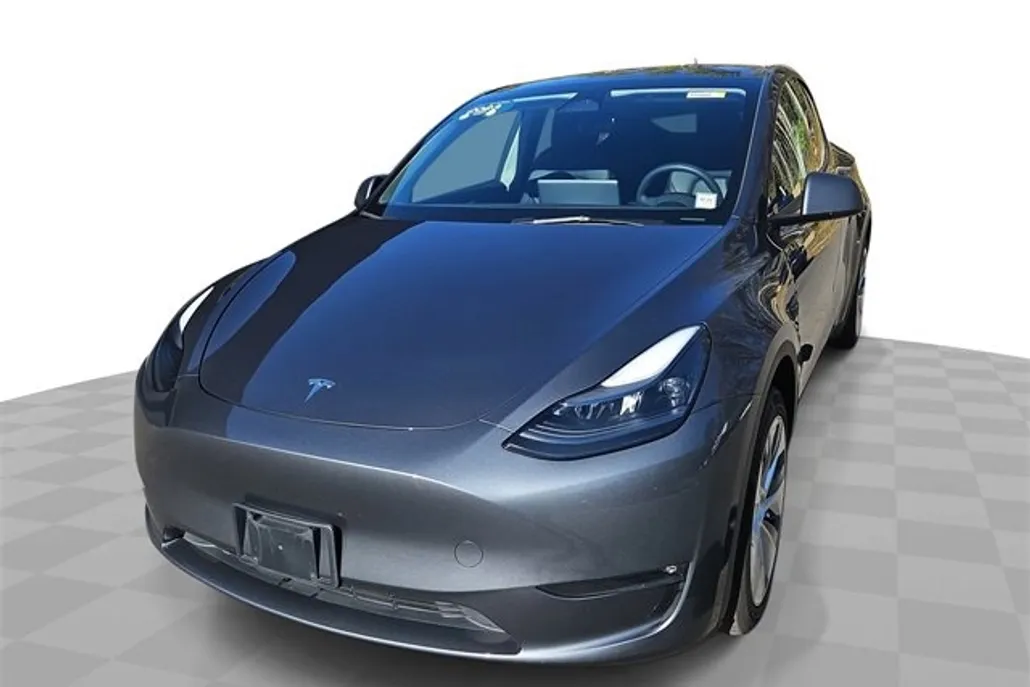 2023 Tesla Model Y Long Range photo 1