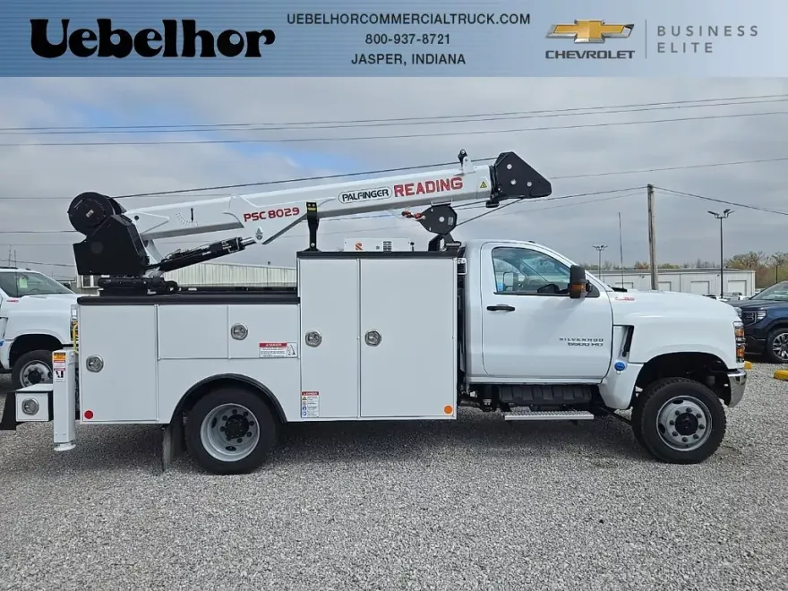 2024 Chevrolet Silverado 5500HD Work Truck photo 1
