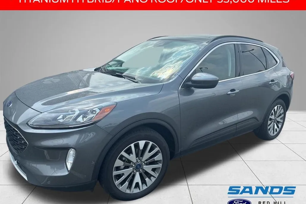 2021 Ford Escape Titanium Hybrid photo 1
