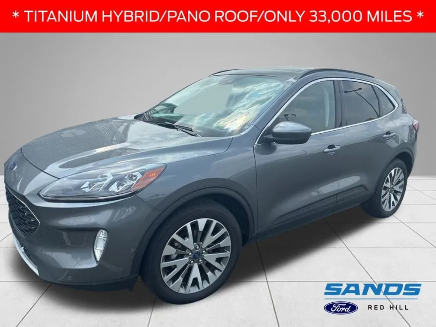 2021 Ford Escape Titanium Hybrid photo 1