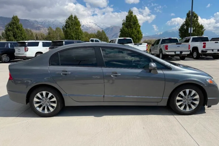 2010 Honda Civic EX-L photo 1