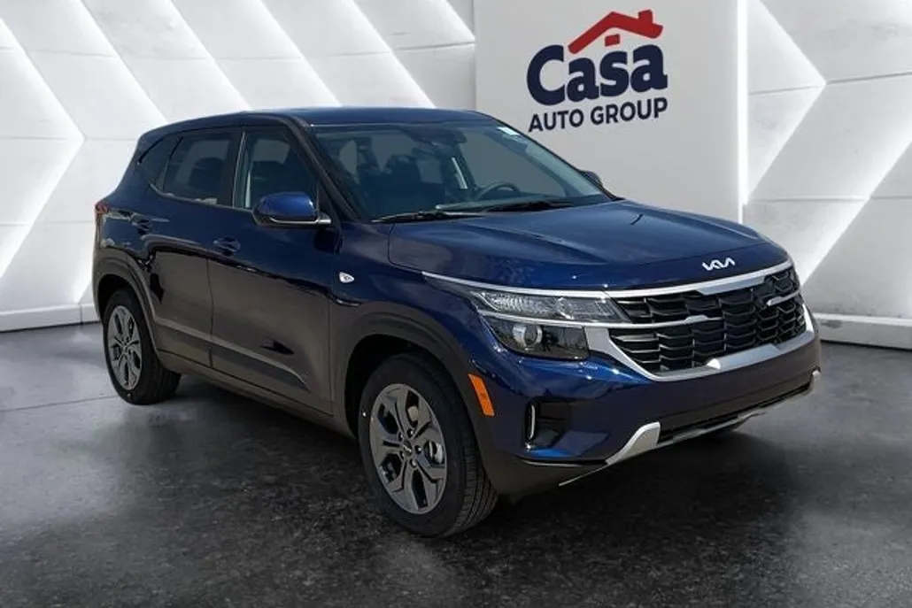 2026 Kia Seltos LX photo 1