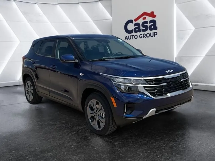 2026 Kia Seltos LX photo 1