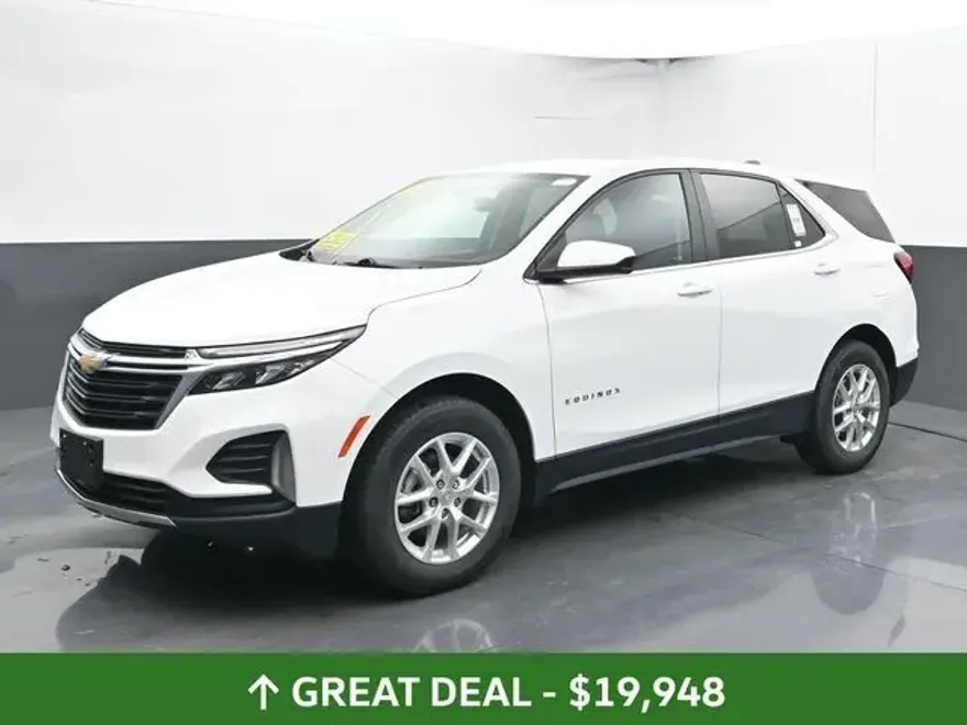 2023 Chevrolet Equinox LT photo 1
