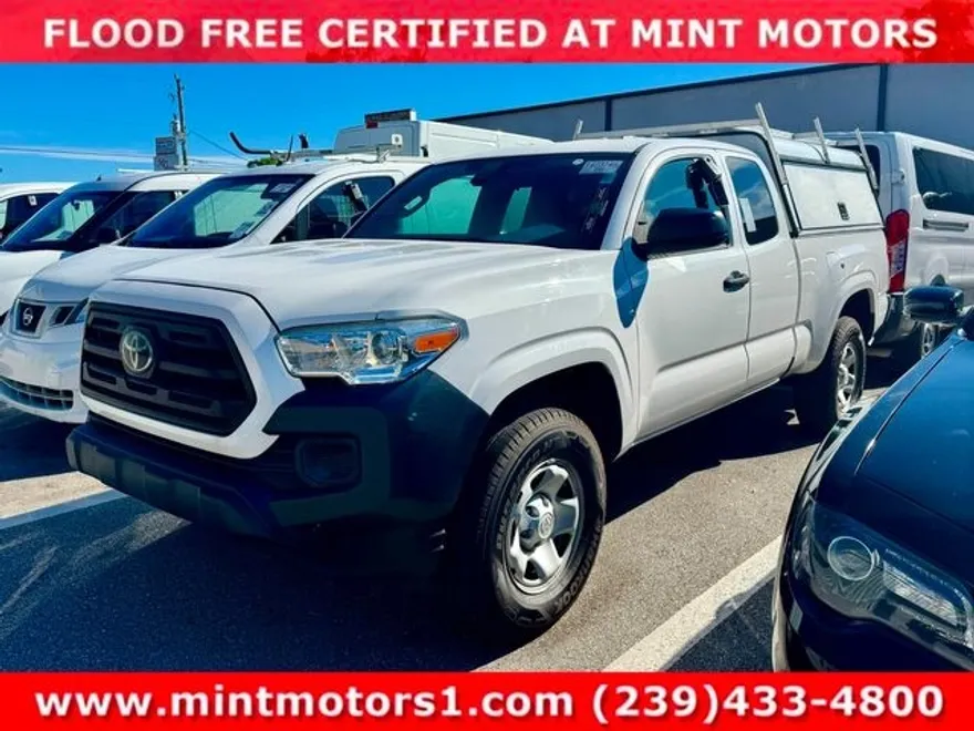 2019 Toyota Tacoma SR photo 1